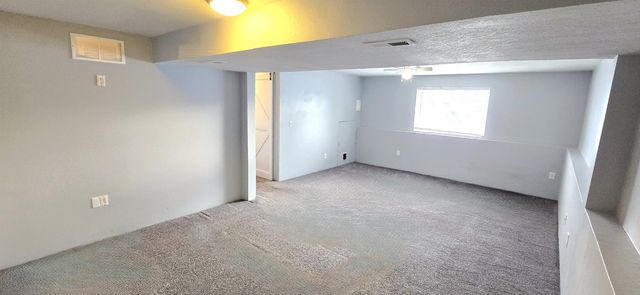 2119 E Buckeye Ave, Spokane, WA 99207