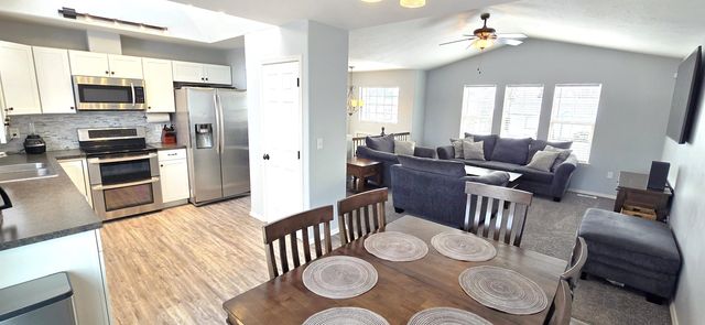 2119 E Buckeye Ave, Spokane, WA 99207