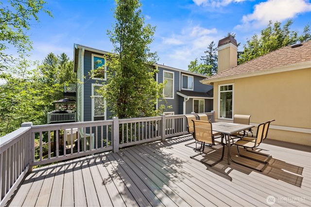 8816 140th Avenue SE, Newcastle, WA 98059