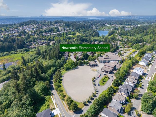 8816 140th Avenue SE, Newcastle, WA 98059
