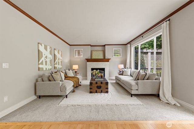 8816 140th Avenue SE, Newcastle, WA 98059