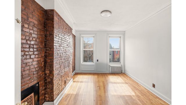 690 HANCOCK Street, New York City, NY 11233