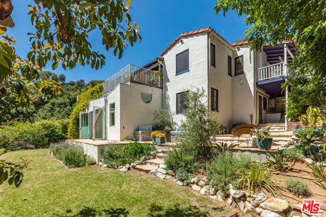 8754 Arlene Terrace, Los Angeles, CA 90046