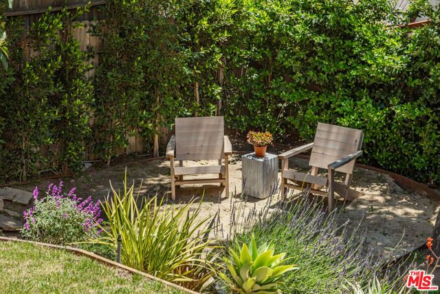 8754 Arlene Terrace, Los Angeles, CA 90046