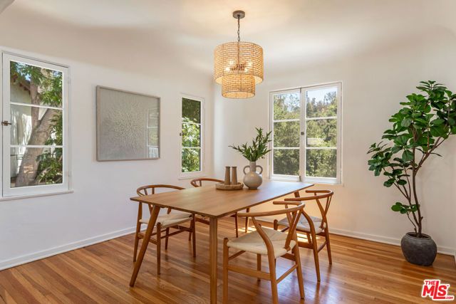 8754 Arlene Terrace, Los Angeles, CA 90046