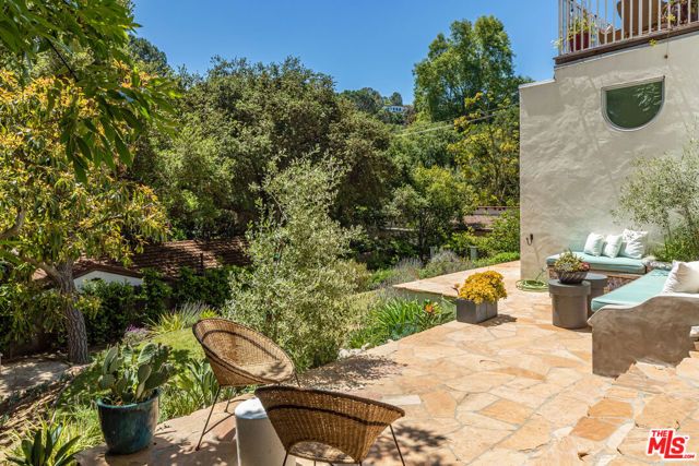 8754 Arlene Terrace, Los Angeles, CA 90046