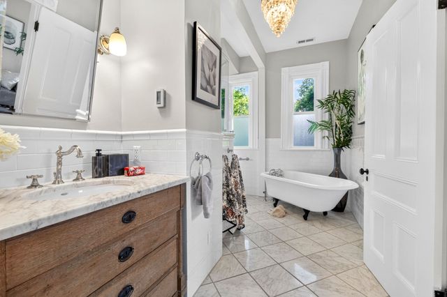 77 Spring Park Ave 3, Boston, MA 02130