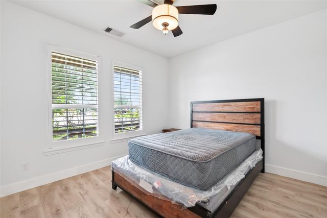 2418 Kelson Cove Drive, Texas City, TX 77568