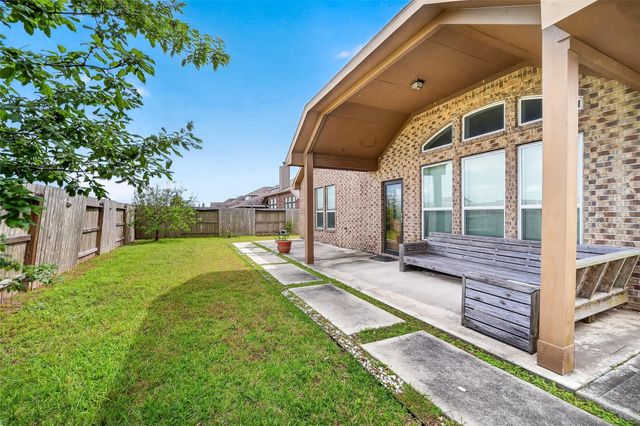 2418 Kelson Cove Drive, Texas City, TX 77568