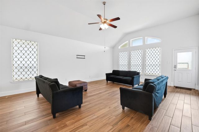 2418 Kelson Cove Drive, Texas City, TX 77568