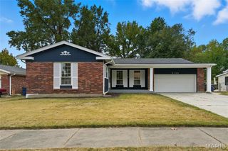 5148 Longhorn Trail, Florissant, MO 63033