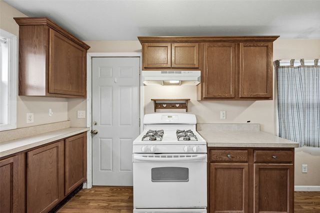1204 8th Street NW, Cedar Rapids, IA 52405