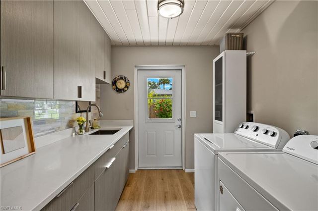 1599 Grove AVE, Fort Myers, FL 33901