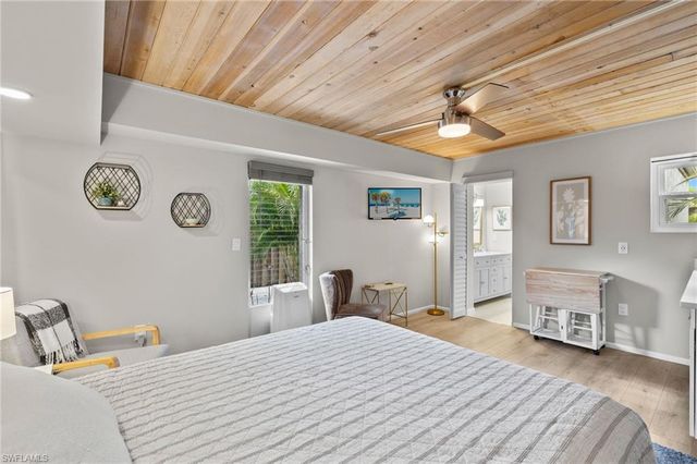 1599 Grove AVE, Fort Myers, FL 33901