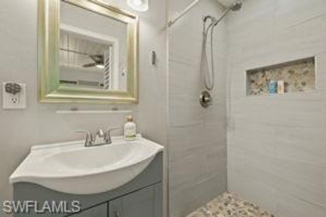 1599 Grove AVE, Fort Myers, FL 33901