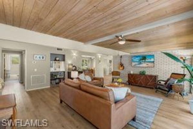 1599 Grove AVE, Fort Myers, FL 33901