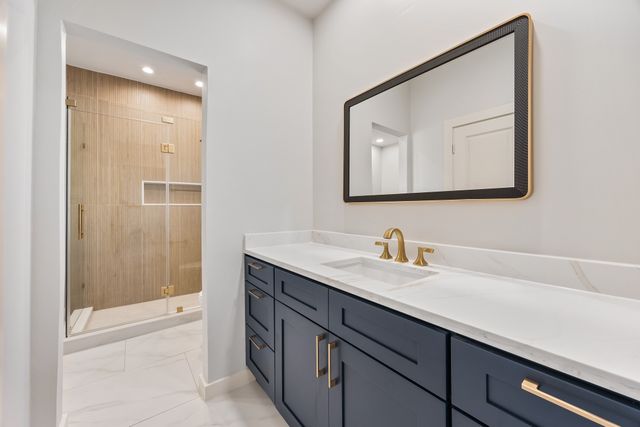 11104 Manorview Circle, Dallas, TX 75228