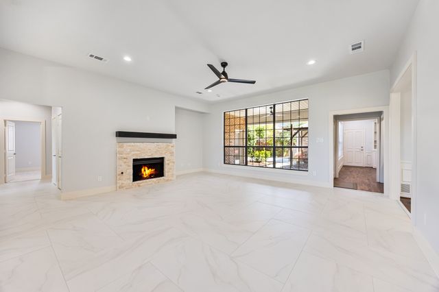 11104 Manorview Circle, Dallas, TX 75228