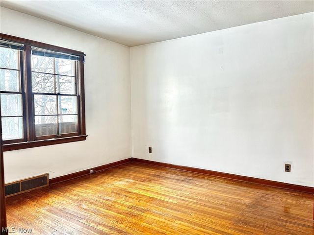 3736 Martin Luther King Jr Drive, Cleveland, OH 44105