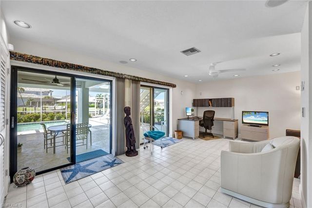 810 Arcadia CT, Marco Island, FL 34145