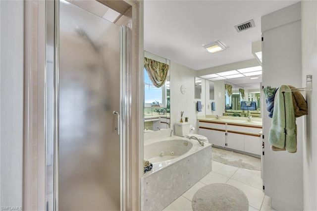 810 Arcadia CT, Marco Island, FL 34145