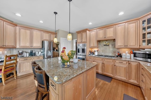 50 Albert Dr, Union Twp., NJ 08809