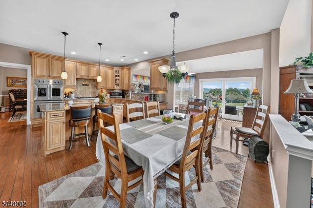 50 Albert Dr, Union Twp., NJ 08809