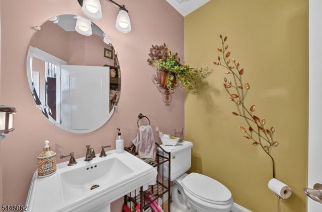 50 Albert Dr, Union Twp., NJ 08809