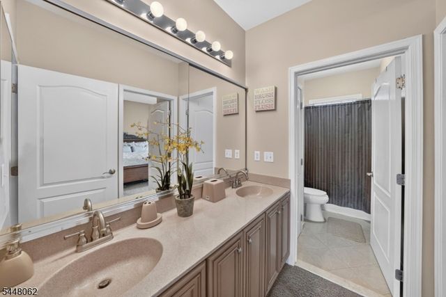 50 Albert Dr, Union Twp., NJ 08809