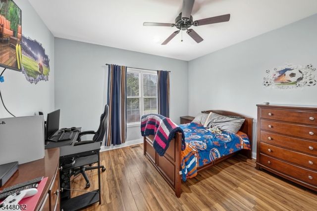 50 Albert Dr, Union Twp., NJ 08809