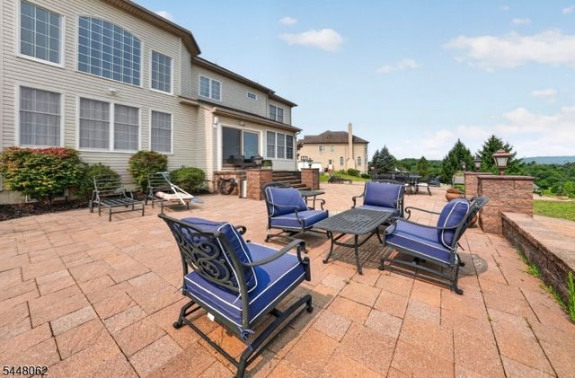 50 Albert Dr, Union Twp., NJ 08809