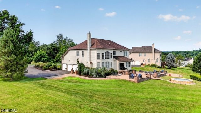 50 Albert Dr, Union Twp., NJ 08809