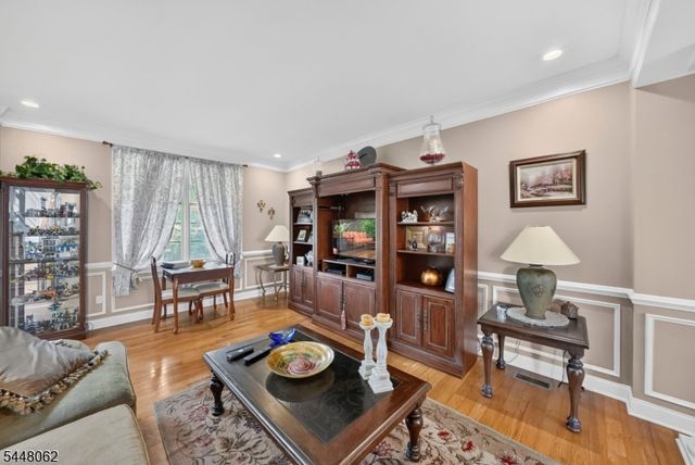 50 Albert Dr, Union Twp., NJ 08809