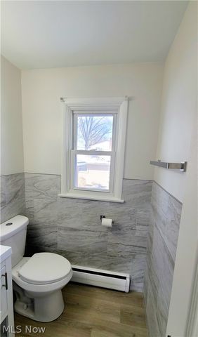 515 Murray Hill Drive, Youngstown, OH 44505