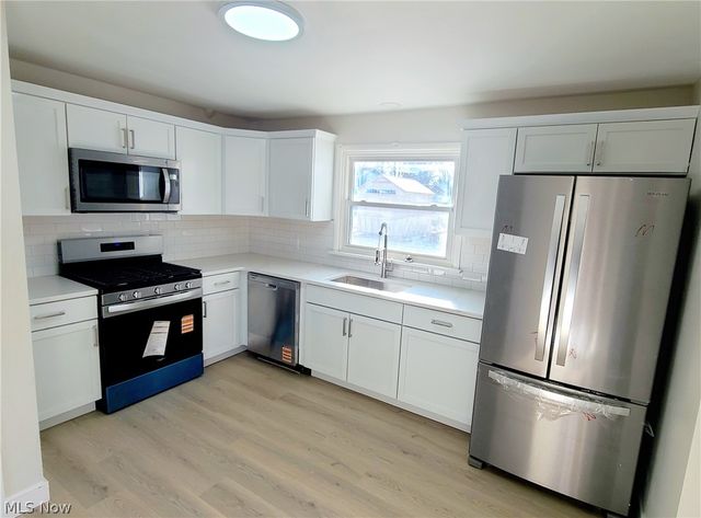 515 Murray Hill Drive, Youngstown, OH 44505