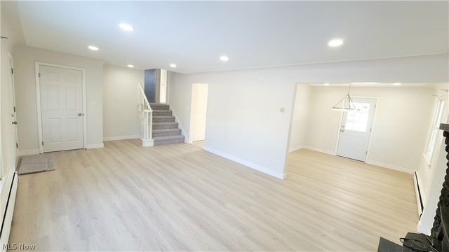 515 Murray Hill Drive, Youngstown, OH 44505