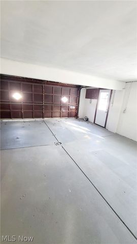 515 Murray Hill Drive, Youngstown, OH 44505