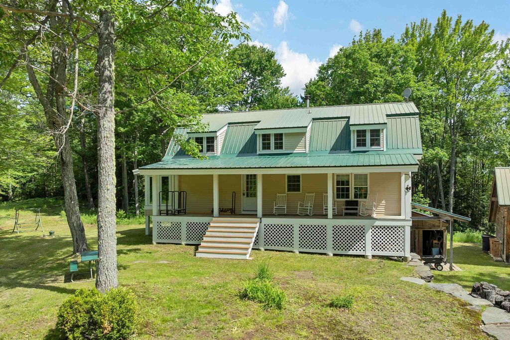 61 MacDonald Lane, Groton, NH 03266