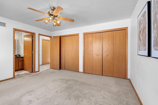 2374 YOLANDA CIRCLE, Green Bay, WI 54303