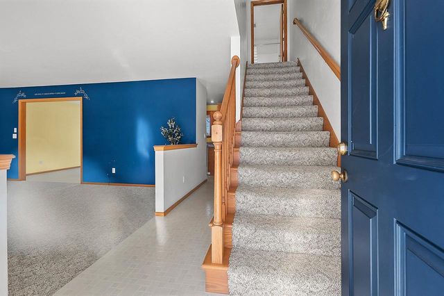 2374 YOLANDA CIRCLE, Green Bay, WI 54303