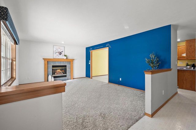 2374 YOLANDA CIRCLE, Green Bay, WI 54303