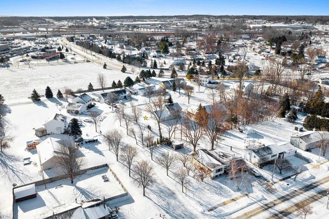 2374 YOLANDA CIRCLE, Green Bay, WI 54303