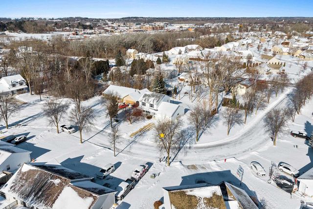 2374 YOLANDA CIRCLE, Green Bay, WI 54303