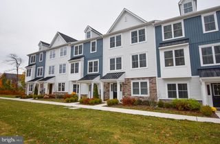 320 SCHADLE RD, Perkasie, PA 18944