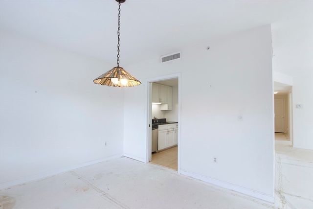 18 West Road 307, Orleans, MA 02653