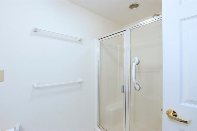 18 West Road 307, Orleans, MA 02653