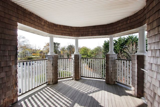 18 West Road 307, Orleans, MA 02653