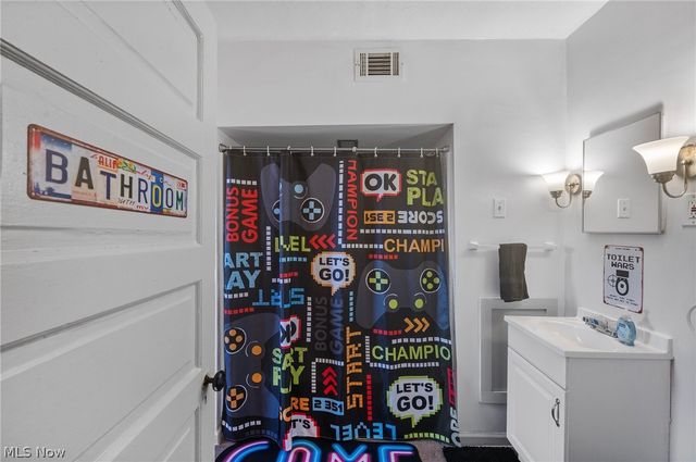 9519 Preston Avenue UP, Cleveland, OH 44102