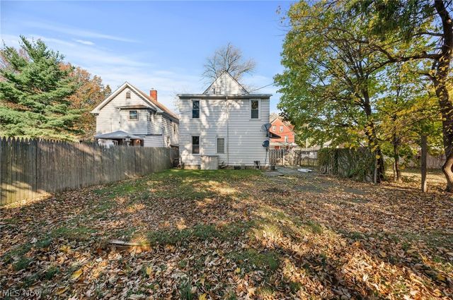 9519 Preston Avenue UP, Cleveland, OH 44102