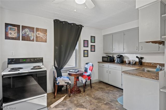 9519 Preston Avenue UP, Cleveland, OH 44102